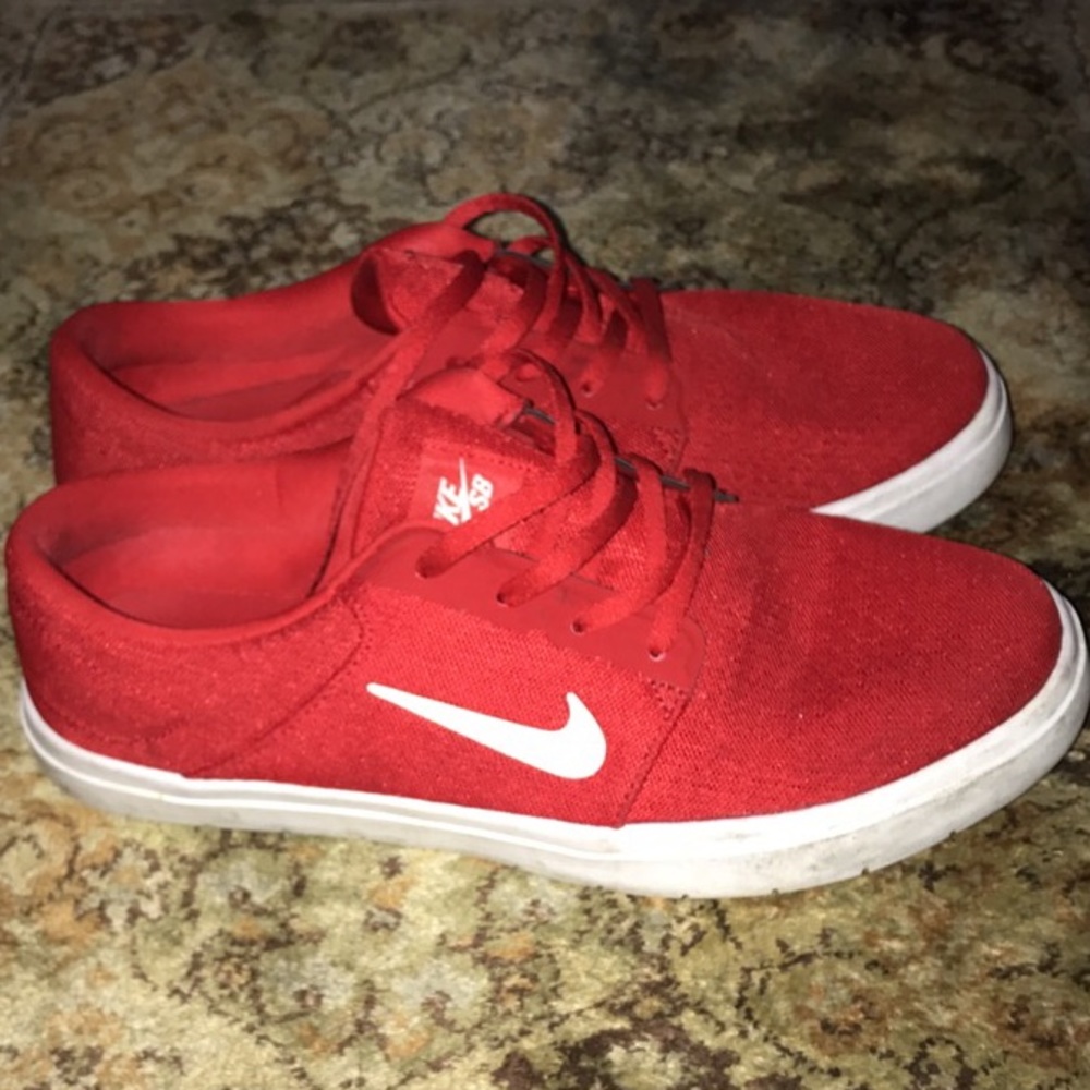 NIKE SB